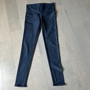 New without tag Niyama Sol leggings old style no longer produced size med